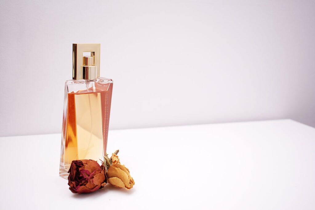Tестер бг: Изследване на последните тенденции в образците на парфюми