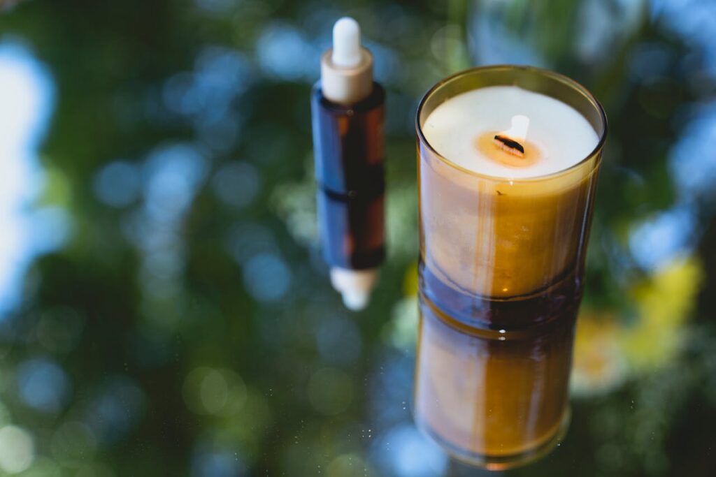 Осветляваща атмосфера: Магията на WoodWick свещи